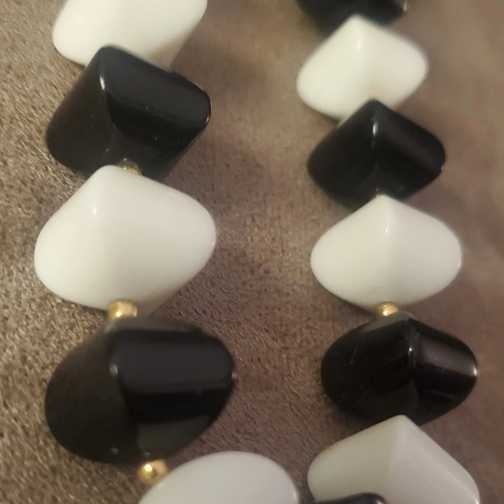 Chic Black and White Beaded Necklace, Pre Owned